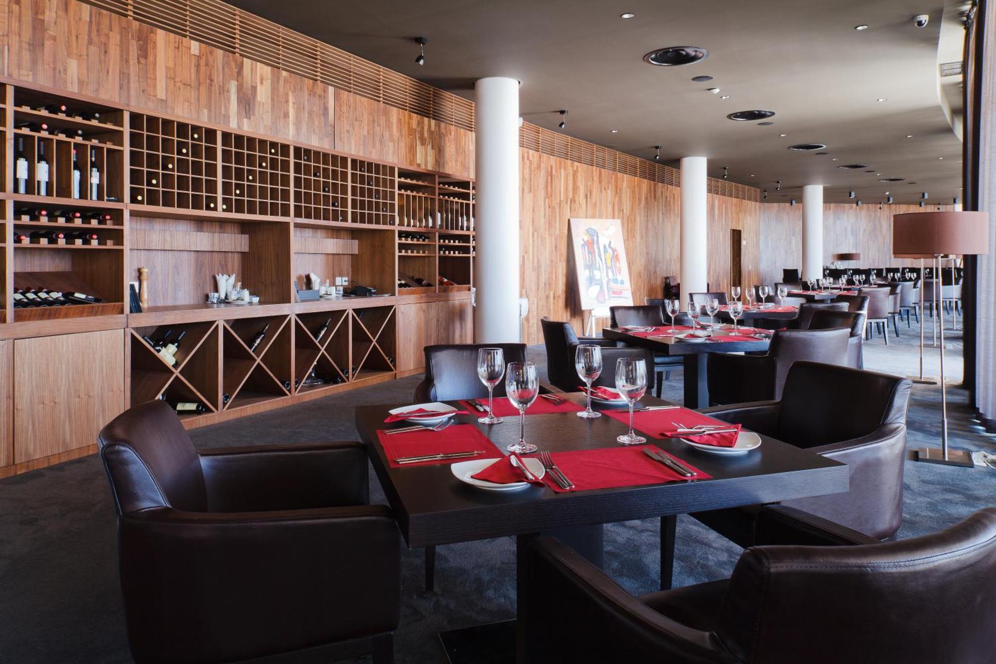 Lighthouse Golf & Spa Hotel Balcic Exterior foto Restaurant