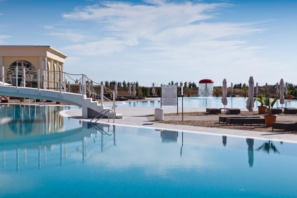 Lighthouse Golf & Spa Hotel Balcic Exterior foto The Blue Lagoon