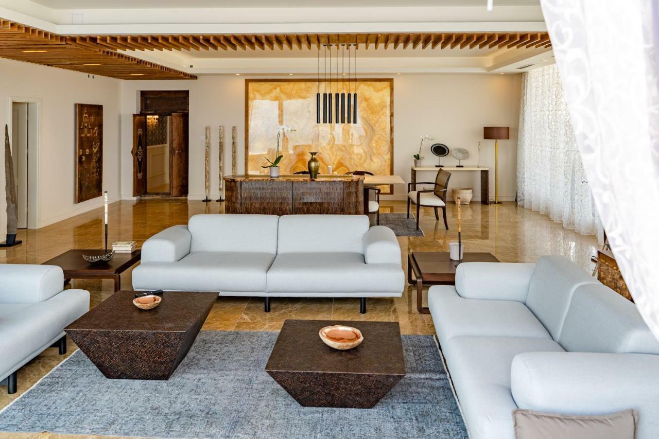 Lighthouse Golf & Spa Hotel Balcic Exterior foto A living room